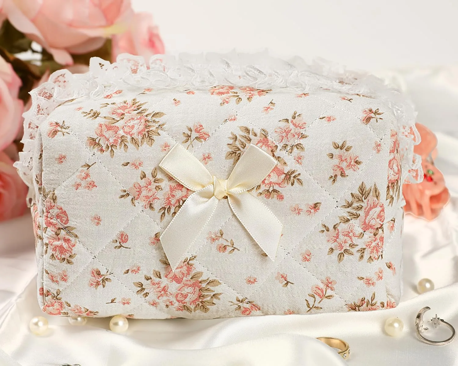 Quilted Makeup Bag Small Cotton Floral Cosmetic Makeup Bag Organizer, Aesthetic Portable Pouch Purse Toiletry Bag for Women Girls