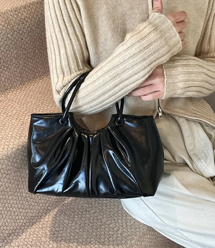 Small Crossbody Shoulder Bags for Women Pleated Vegan Leather Tote Satchel Cloud Handbag Trendy Purses 2025